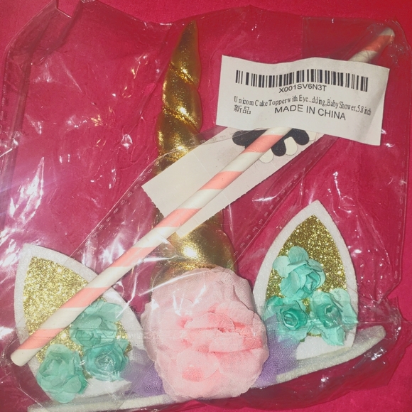 Choice of 1 Wilson Unicorn Silicone candy Molds OR Unicorn Cake Topper Kit - Picture 6 of 7